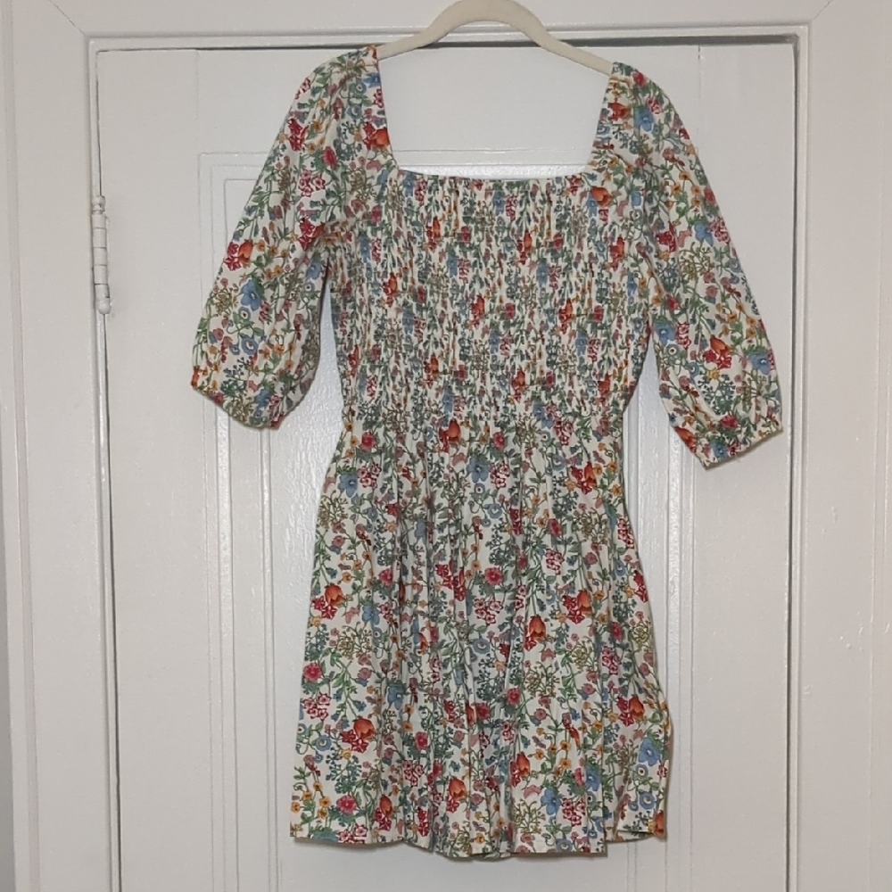 MELLODAY Floral Mini Dress in Cream with Red, Blue & Green Flowers
